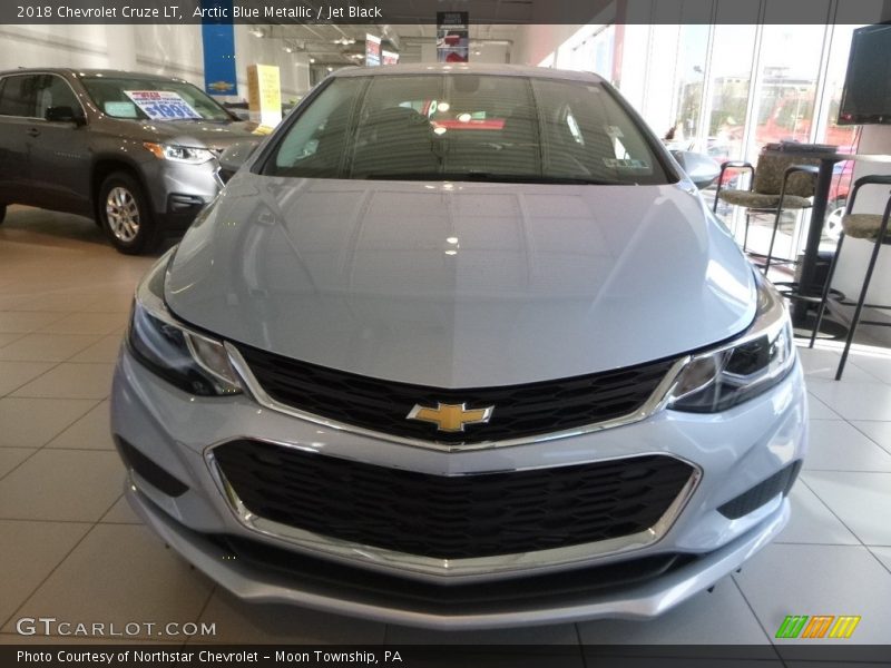 Arctic Blue Metallic / Jet Black 2018 Chevrolet Cruze LT