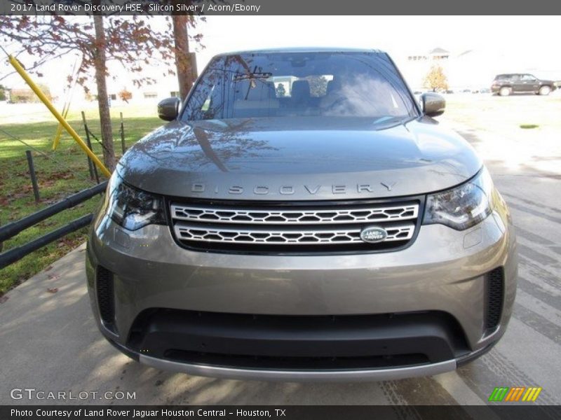 Silicon Silver / Acorn/Ebony 2017 Land Rover Discovery HSE