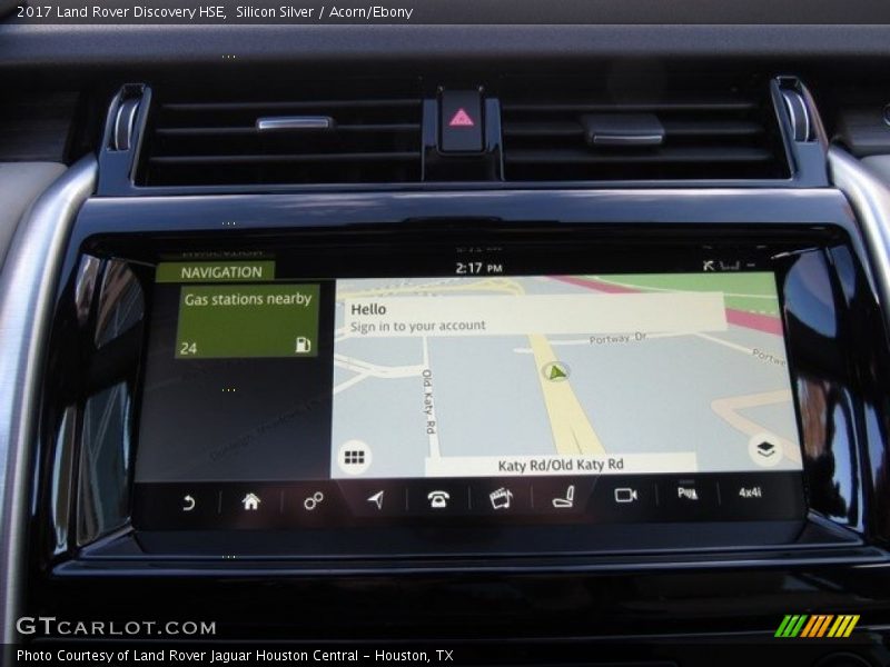 Silicon Silver / Acorn/Ebony 2017 Land Rover Discovery HSE