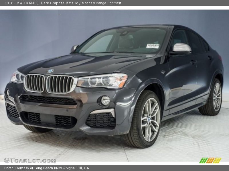 Front 3/4 View of 2018 X4 M40i