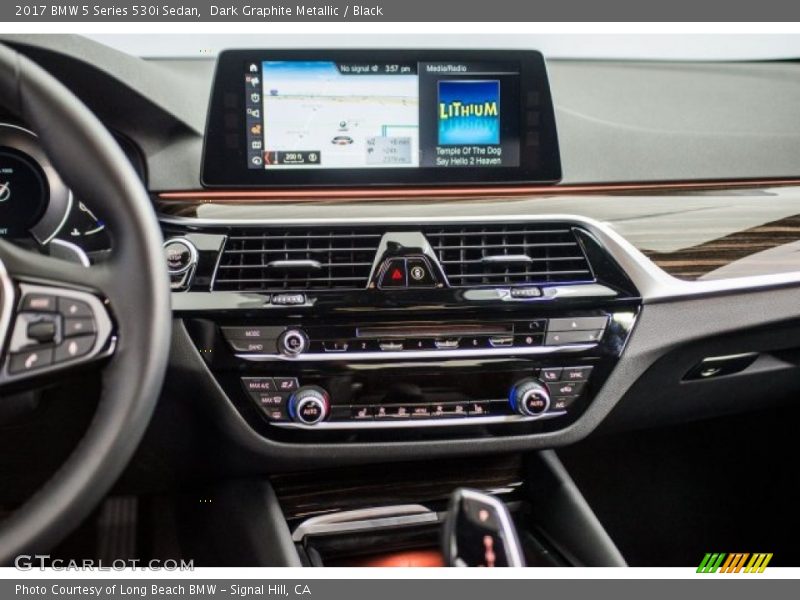 Dark Graphite Metallic / Black 2017 BMW 5 Series 530i Sedan
