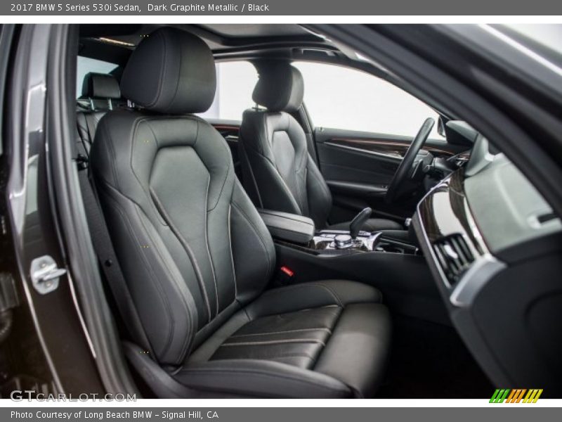 Dark Graphite Metallic / Black 2017 BMW 5 Series 530i Sedan