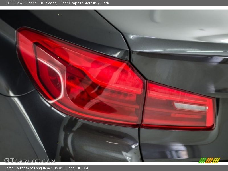 Dark Graphite Metallic / Black 2017 BMW 5 Series 530i Sedan