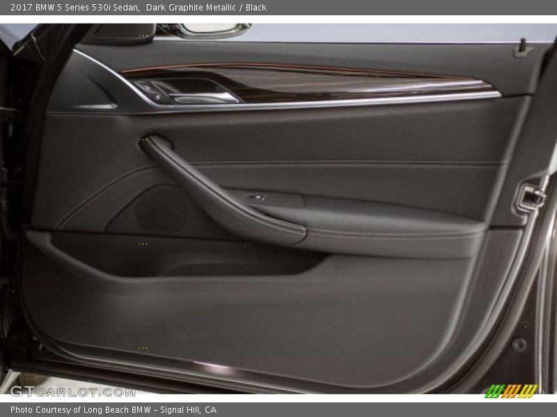 Dark Graphite Metallic / Black 2017 BMW 5 Series 530i Sedan