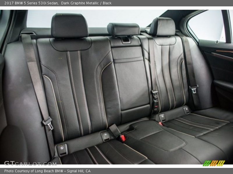 Dark Graphite Metallic / Black 2017 BMW 5 Series 530i Sedan