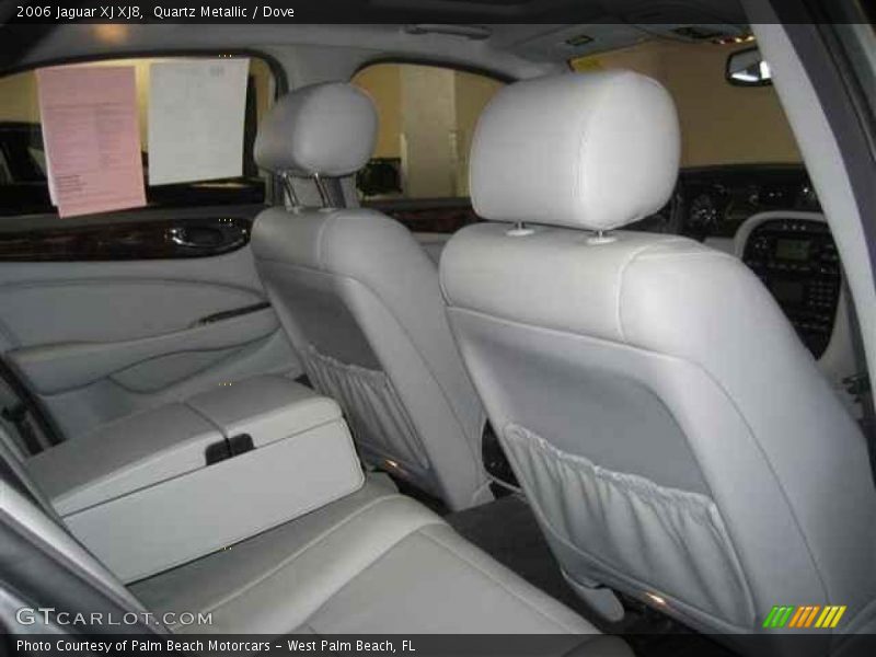 Quartz Metallic / Dove 2006 Jaguar XJ XJ8