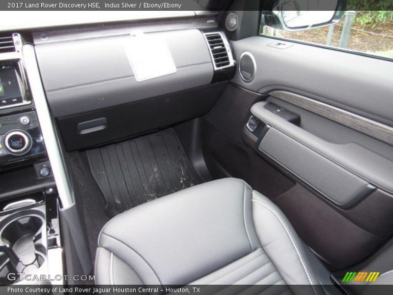 Indus Silver / Ebony/Ebony 2017 Land Rover Discovery HSE