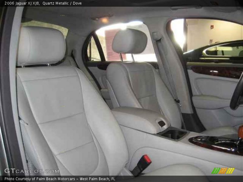 Quartz Metallic / Dove 2006 Jaguar XJ XJ8