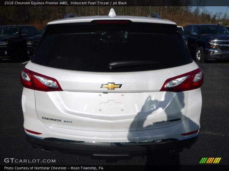 Iridescent Pearl Tricoat / Jet Black 2018 Chevrolet Equinox Premier AWD