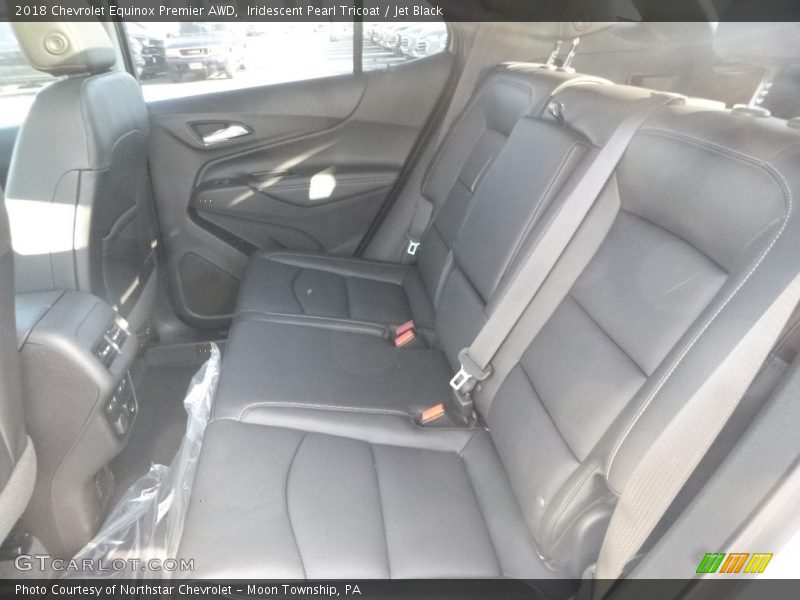 Iridescent Pearl Tricoat / Jet Black 2018 Chevrolet Equinox Premier AWD