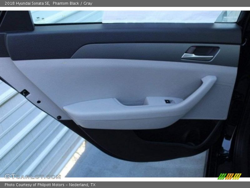 Phantom Black / Gray 2018 Hyundai Sonata SE