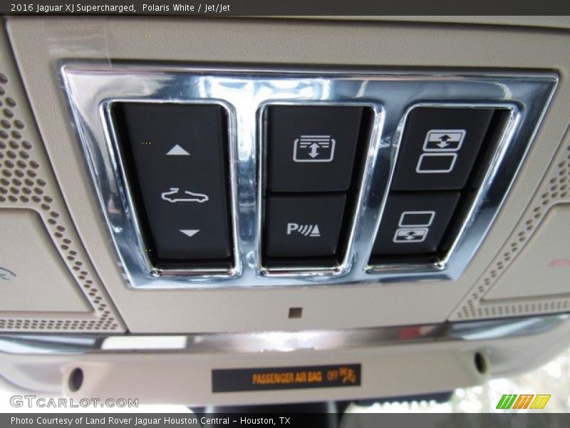 Polaris White / Jet/Jet 2016 Jaguar XJ Supercharged