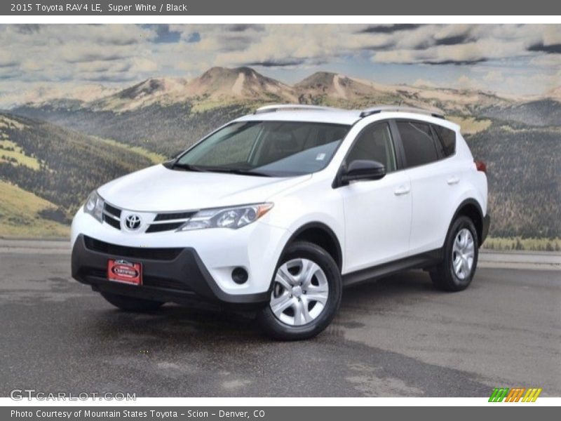 Super White / Black 2015 Toyota RAV4 LE