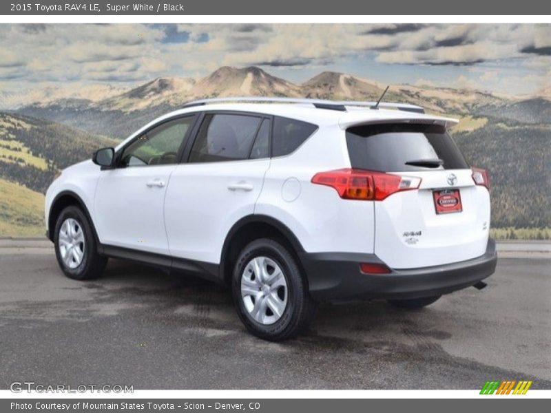 Super White / Black 2015 Toyota RAV4 LE