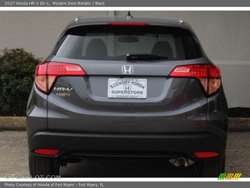 Modern Steel Metallic / Black 2017 Honda HR-V EX-L