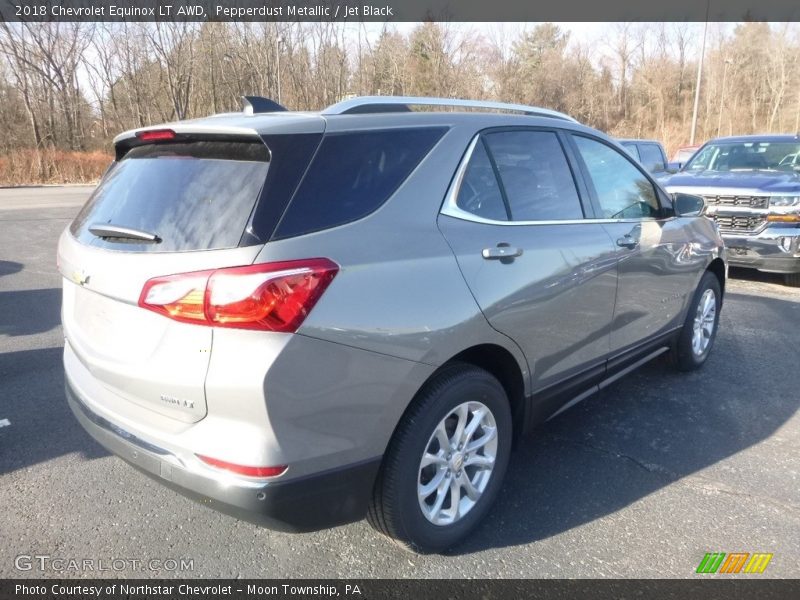 Pepperdust Metallic / Jet Black 2018 Chevrolet Equinox LT AWD