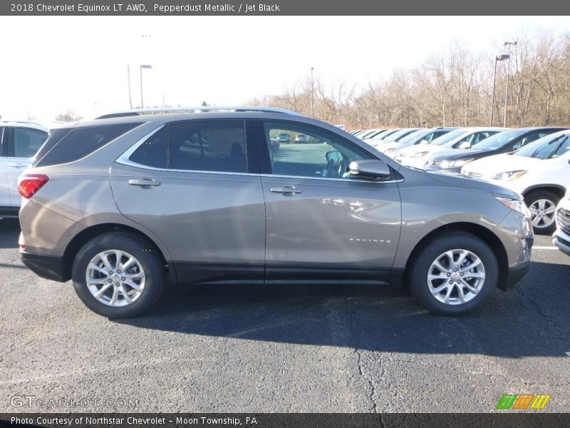 Pepperdust Metallic / Jet Black 2018 Chevrolet Equinox LT AWD