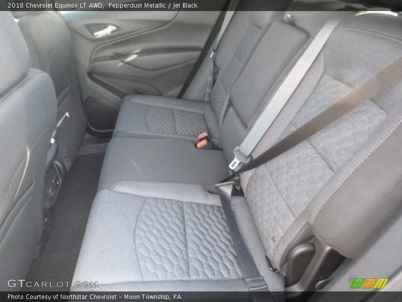 Pepperdust Metallic / Jet Black 2018 Chevrolet Equinox LT AWD