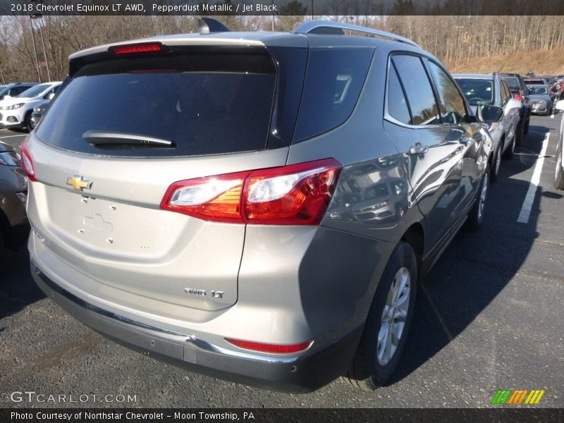 Pepperdust Metallic / Jet Black 2018 Chevrolet Equinox LT AWD