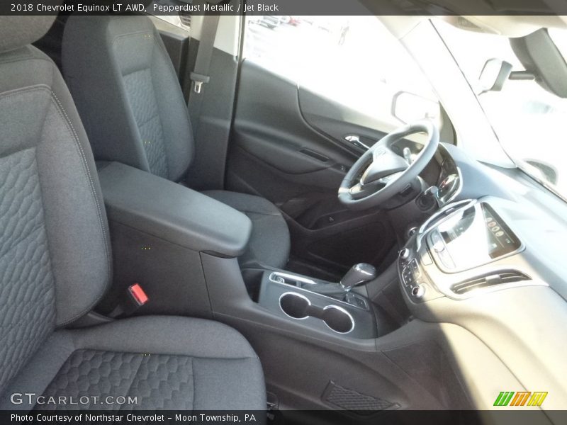 Pepperdust Metallic / Jet Black 2018 Chevrolet Equinox LT AWD