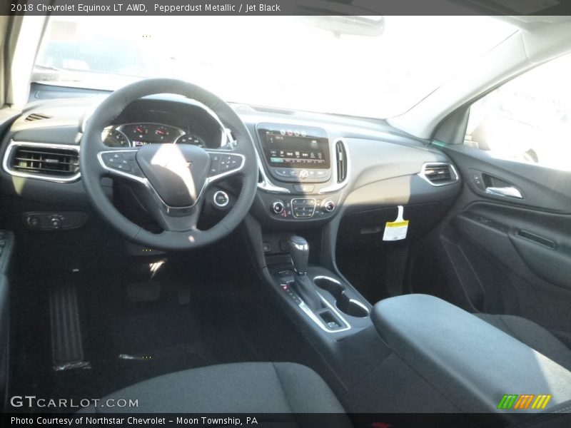 Pepperdust Metallic / Jet Black 2018 Chevrolet Equinox LT AWD
