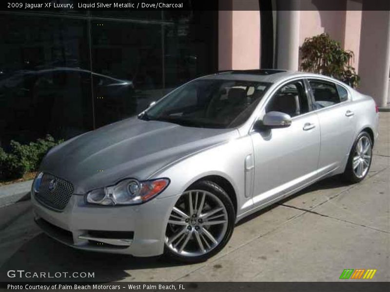 Liquid Silver Metallic / Dove/Charcoal 2009 Jaguar XF Luxury
