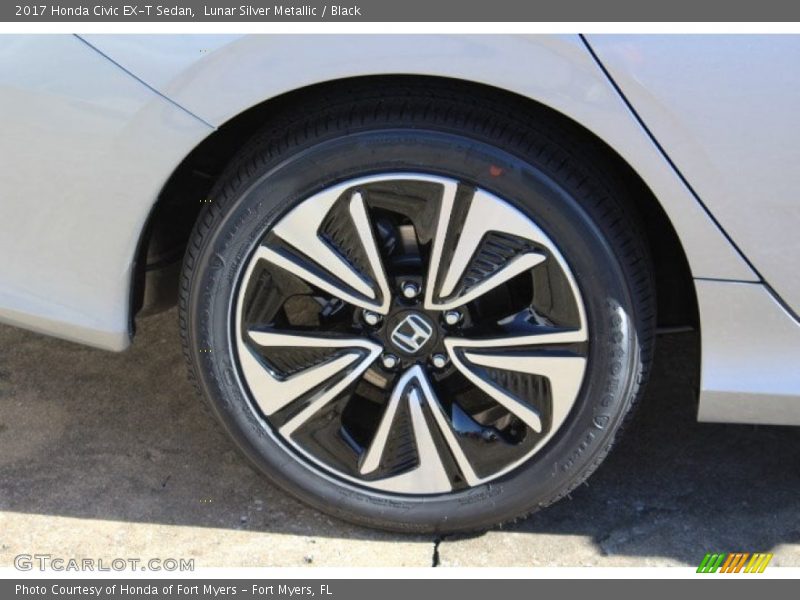 Lunar Silver Metallic / Black 2017 Honda Civic EX-T Sedan