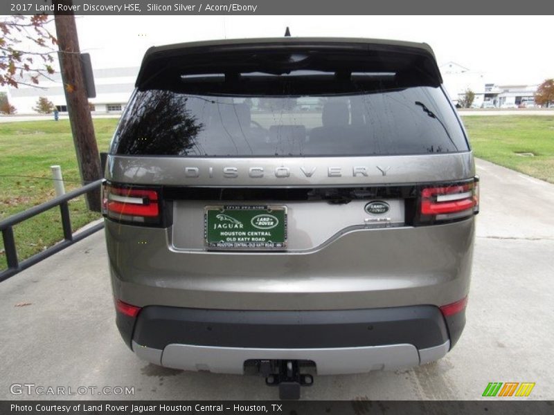 Silicon Silver / Acorn/Ebony 2017 Land Rover Discovery HSE