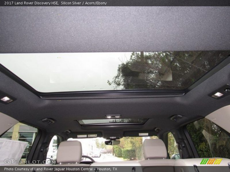 Silicon Silver / Acorn/Ebony 2017 Land Rover Discovery HSE