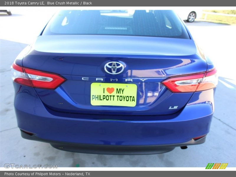 Blue Crush Metallic / Black 2018 Toyota Camry LE