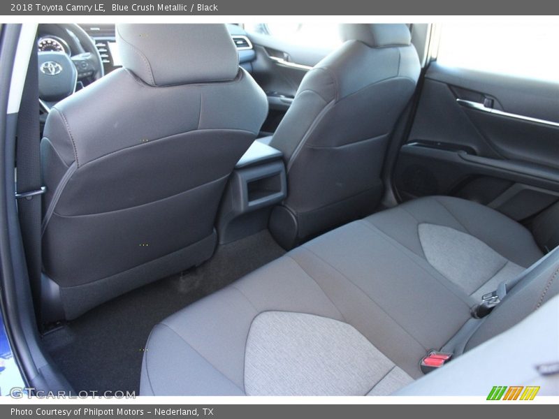 Blue Crush Metallic / Black 2018 Toyota Camry LE