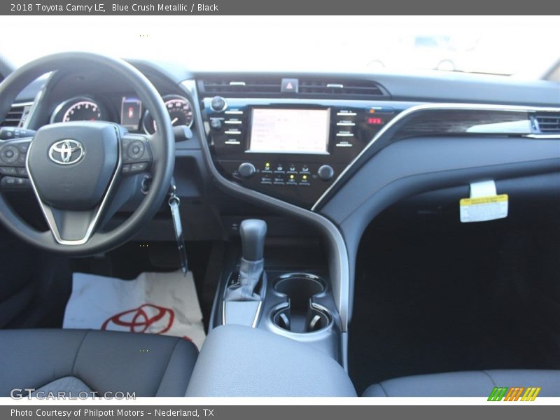 Blue Crush Metallic / Black 2018 Toyota Camry LE