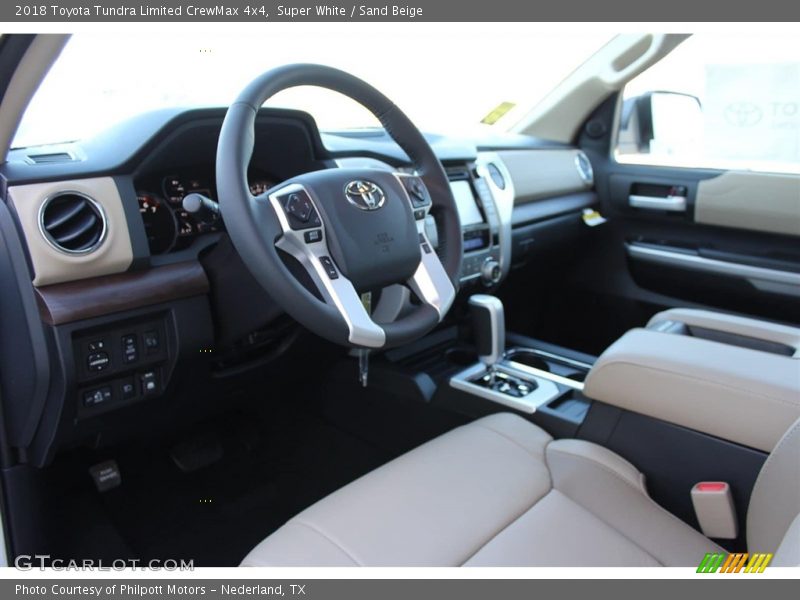 Super White / Sand Beige 2018 Toyota Tundra Limited CrewMax 4x4