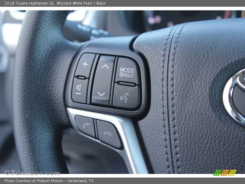 Blizzard White Pearl / Black 2018 Toyota Highlander LE