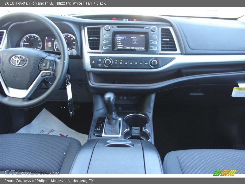 Blizzard White Pearl / Black 2018 Toyota Highlander LE