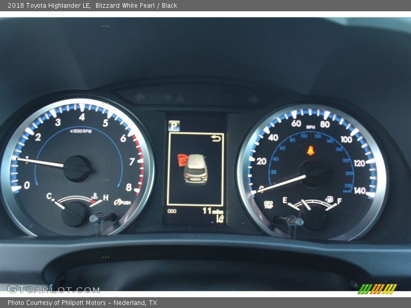 Blizzard White Pearl / Black 2018 Toyota Highlander LE