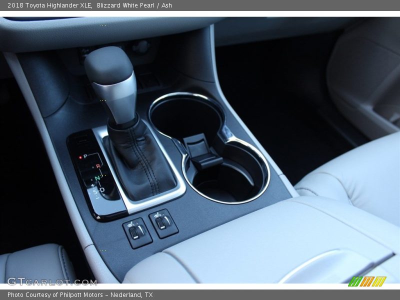 Blizzard White Pearl / Ash 2018 Toyota Highlander XLE