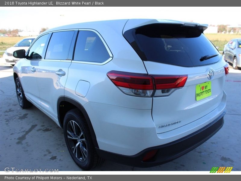 Blizzard White Pearl / Black 2018 Toyota Highlander LE