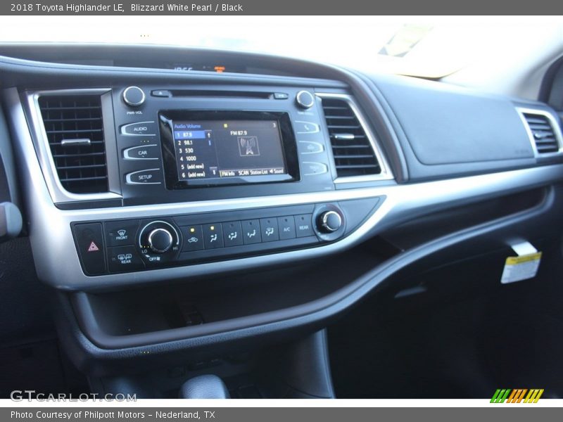 Blizzard White Pearl / Black 2018 Toyota Highlander LE