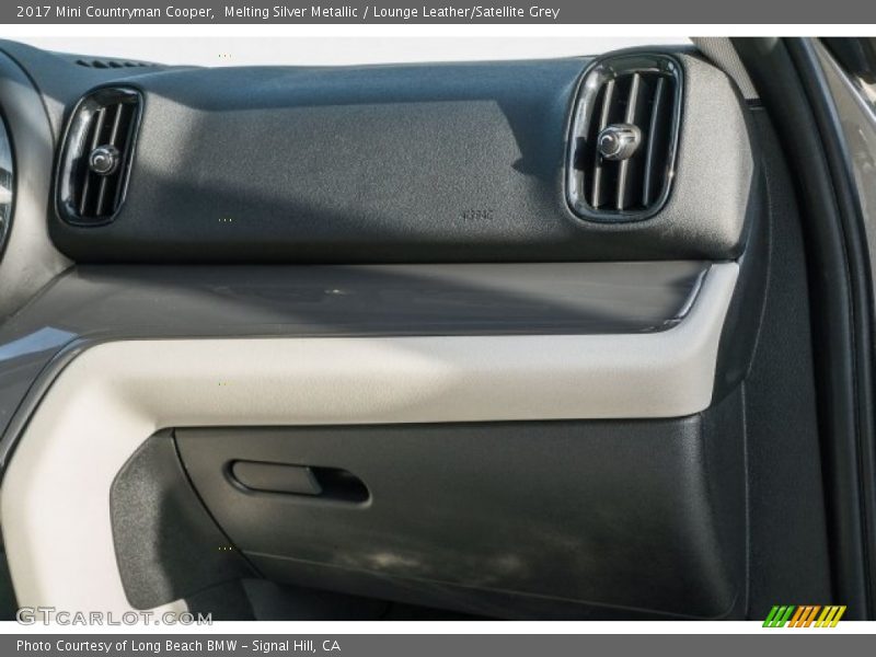 Melting Silver Metallic / Lounge Leather/Satellite Grey 2017 Mini Countryman Cooper