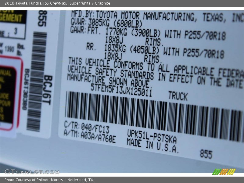 Super White / Graphite 2018 Toyota Tundra TSS CrewMax