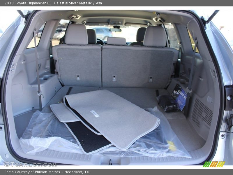 Celestial Silver Metallic / Ash 2018 Toyota Highlander LE