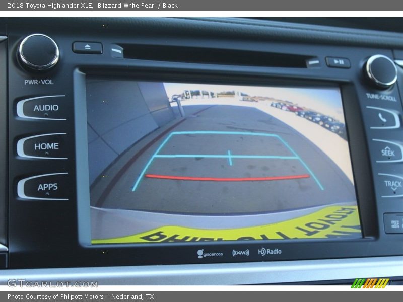 Blizzard White Pearl / Black 2018 Toyota Highlander XLE