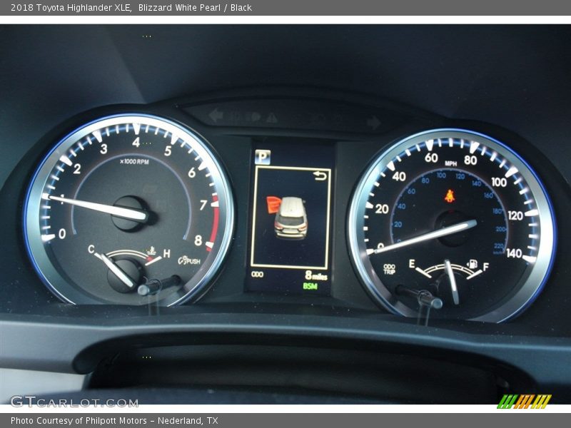 Blizzard White Pearl / Black 2018 Toyota Highlander XLE