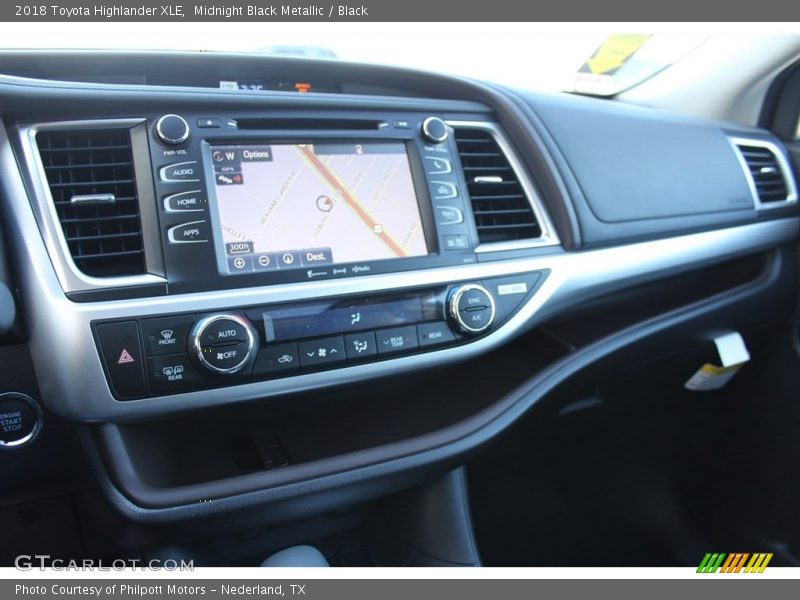 Midnight Black Metallic / Black 2018 Toyota Highlander XLE
