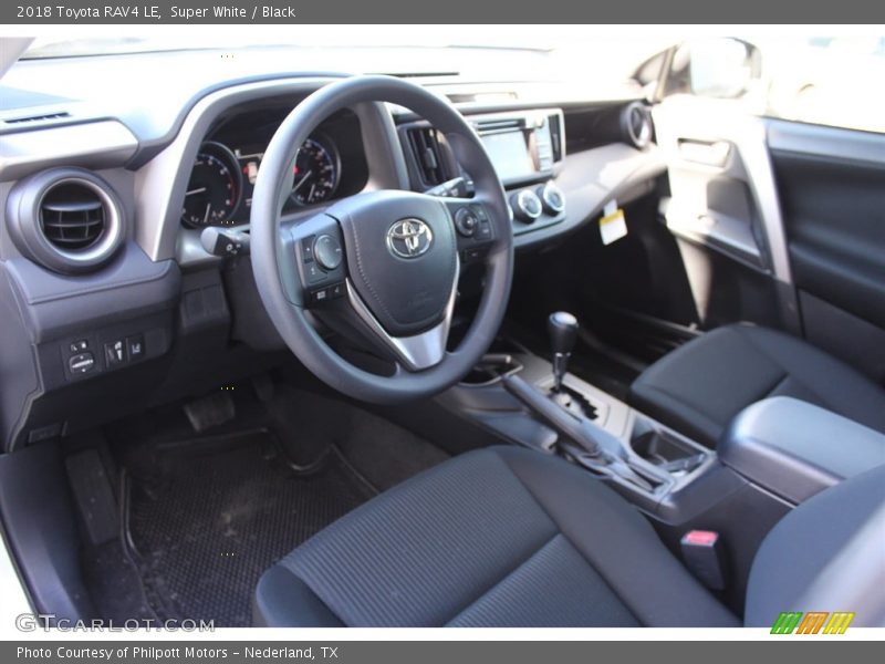 Super White / Black 2018 Toyota RAV4 LE