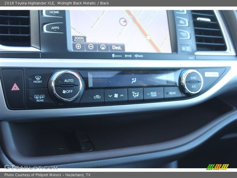 Midnight Black Metallic / Black 2018 Toyota Highlander XLE