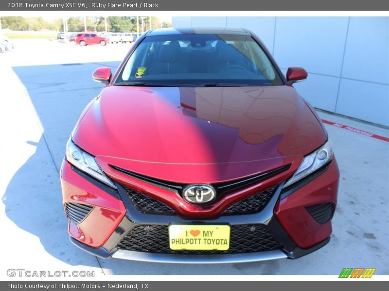 Ruby Flare Pearl / Black 2018 Toyota Camry XSE V6