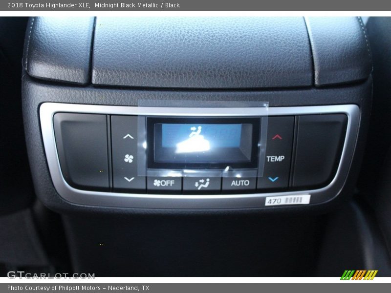 Midnight Black Metallic / Black 2018 Toyota Highlander XLE