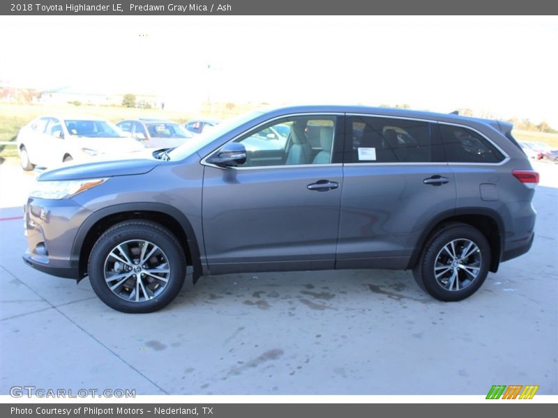 Predawn Gray Mica / Ash 2018 Toyota Highlander LE